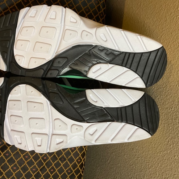 Nike Air Trainer Huarache 'Green Topaz' Size 11.5. New never worn no box - Picture 2 of 9